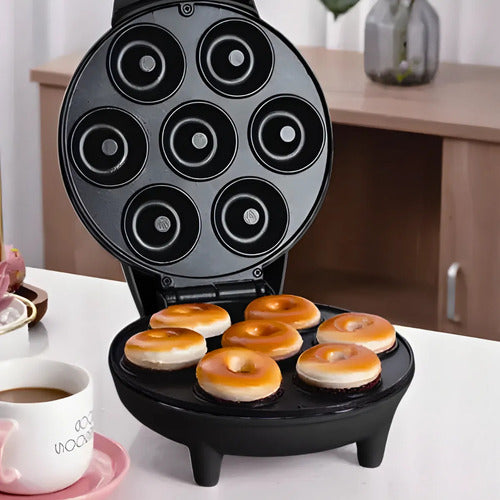 Máquina De Donuts - Faz 7 Rosquinhas - 110v (Preto)